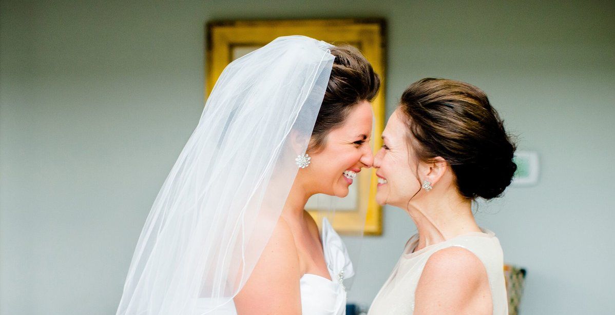 اجمل عبارات اهداء لام العروس