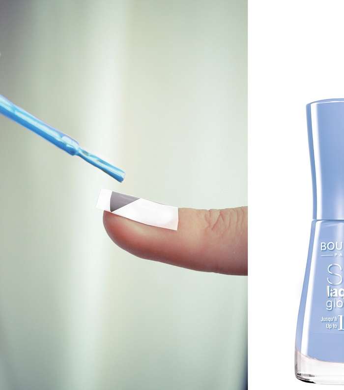 الخطوة الثالثة: طبّقي طلاء الأظافر Adora-bleu 