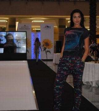 زي شبه كاجوال للصباح والمساء