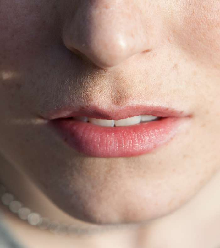 جربي خلطة لتوريد الشفايف لنتيجة رائعة