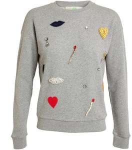 لإطلالة مميّزة، إختاري كنزة ستيلا ماكارتني