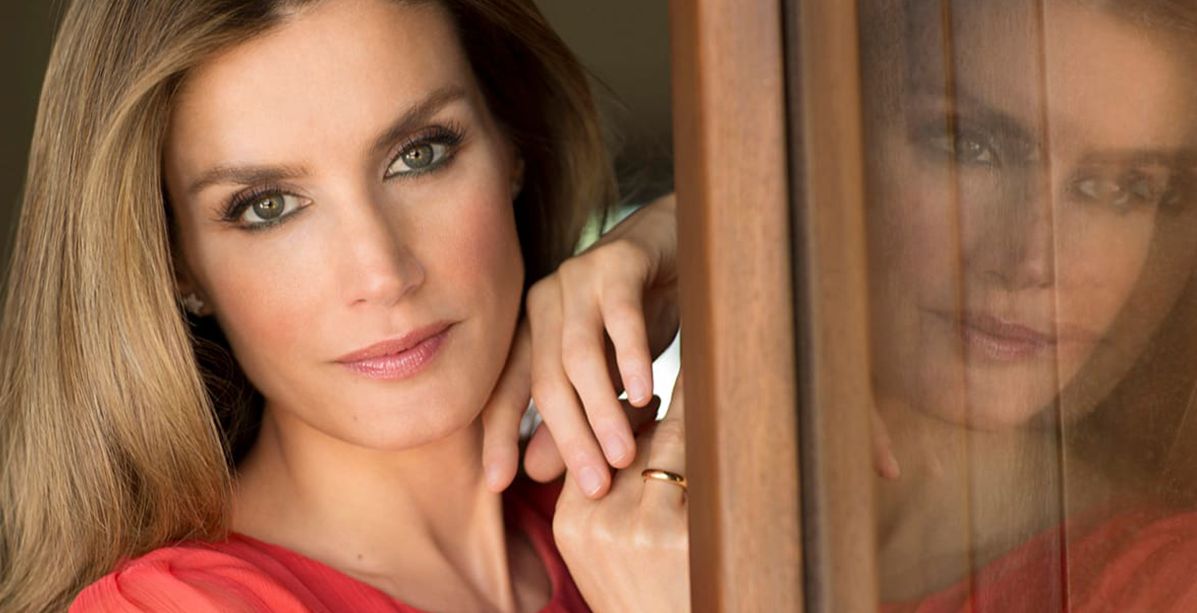 الصيحات التي تعتمدها الملكة ليتيسيا جريئة