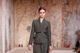 ازياء واكسسوارات عمرها اكثر من 60 عاما