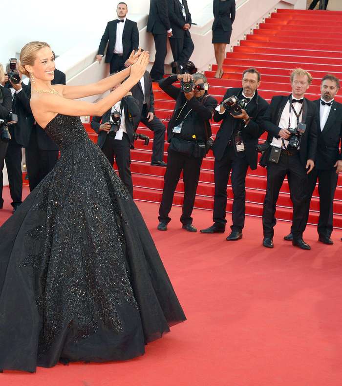Petra Nemcova تتالق على سجاد كان 2015 الحمراء بفستان زهير مراد
