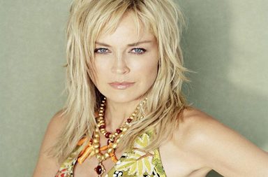 الممثلة شارون ستون