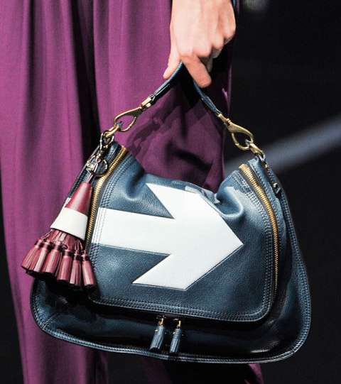 لشتاء 2016، اليك حقيبة Anya Hindmarch