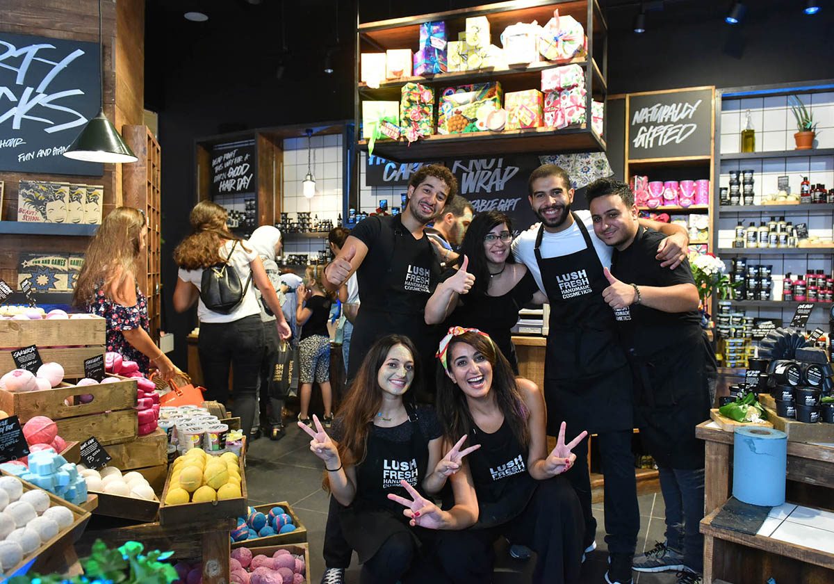 فريق عمل Lush في ABC في فردان