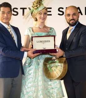 ساعة Conquest Classic Moonphase من Longines