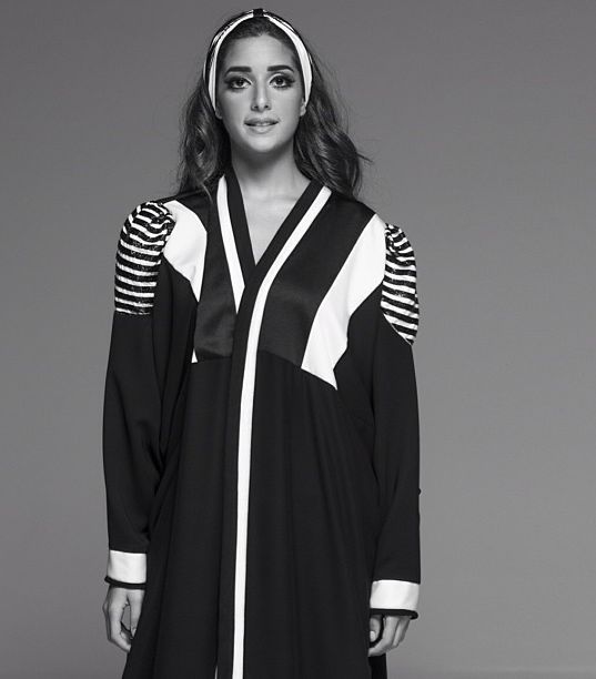 عباءات مميّزة من ماركة تاء مربوطة