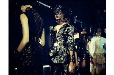 دار ألكنسدر ماكوين تغيب عن باريس