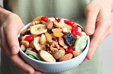 فاكهة مجففة