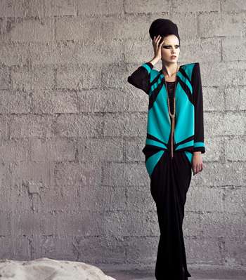 عبايات ملاك أسود مع تركواز