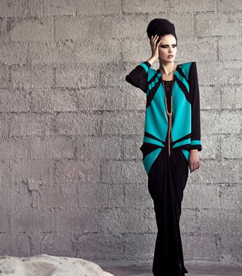 عبايات ملاك أسود مع تركواز