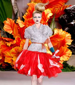christian-dior-couture-red-14-7-2010-1