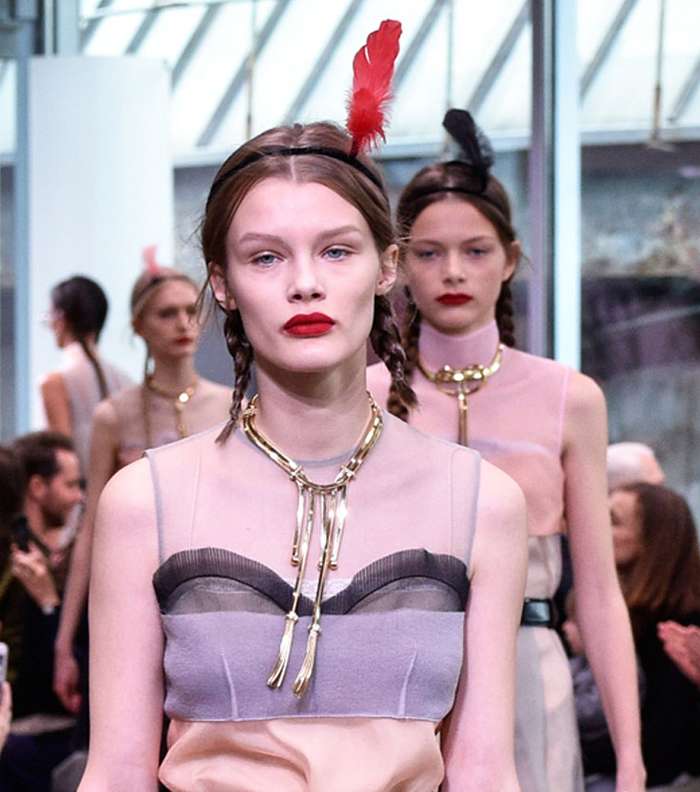 اجمل ازياء برادا من مجموعة Resort 2018