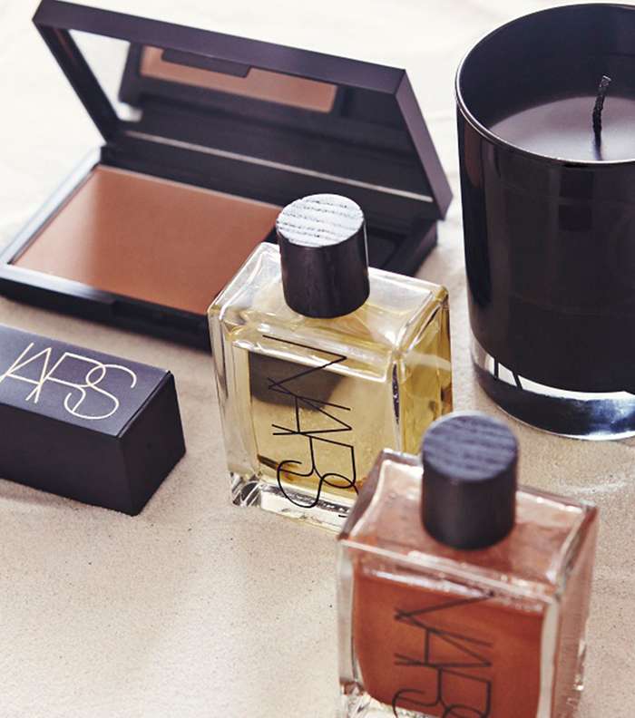 بالصور، مجموعة Tahiti Bronze من NARS على وجه ماريا كلارا بوسكونو