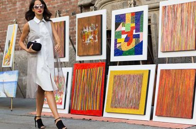 لانا الساحلي تتالق في شوارع ميلانو في اليوم الرابع من اسبوع الموضة لصيف 2017