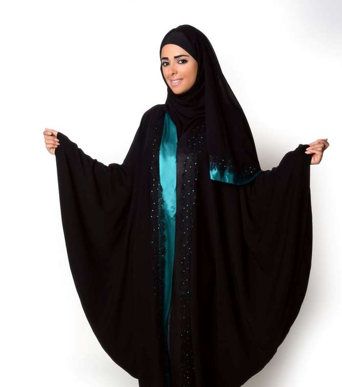 صور اجمل عبايات مشلح لهذا الموسم