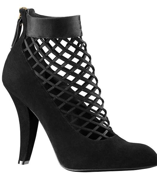 حذاء بكعب جميل التصميم من Louis Vuitton