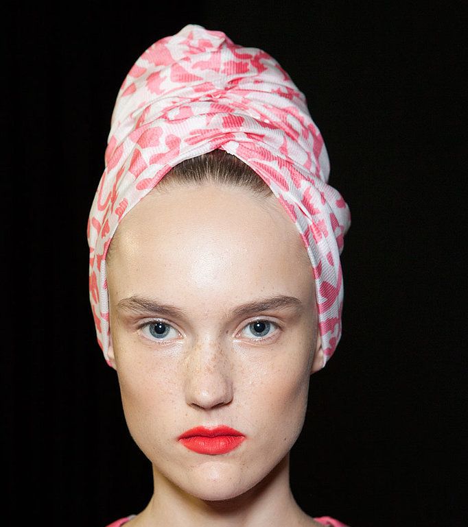 ماكياج الشفاه القوية مع Missoni