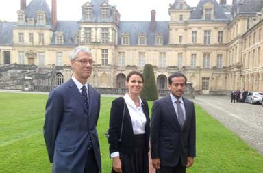 تدشين مسرح الشيخ خليفة بن زايد في باريس