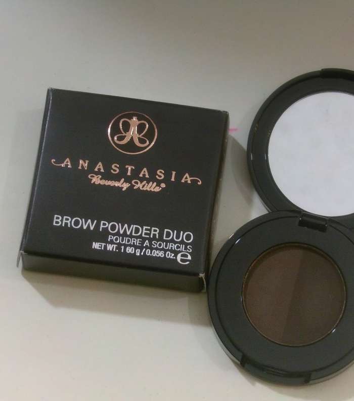 أنواع كحل حواجب ملائمة لاطلالتك