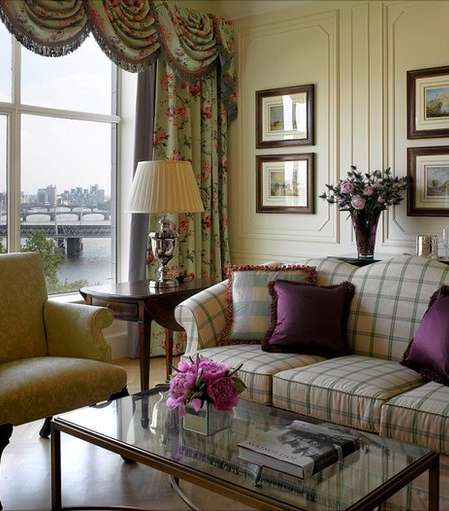 الجناح الملكي، فندق Savoy في لندن 16 ألف دولار لليلة الواحدة.