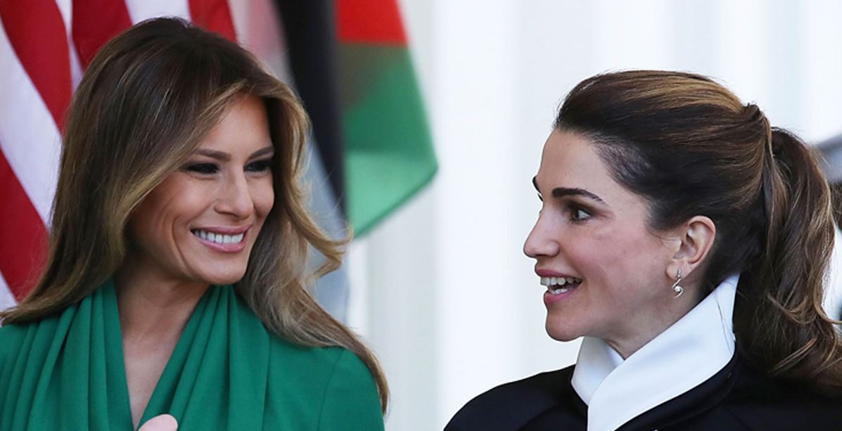 بالفيديو: مواقف طريفة ومضحكة حصلت خلال لقاء ميلانيا ترامب والملكة رانيا!