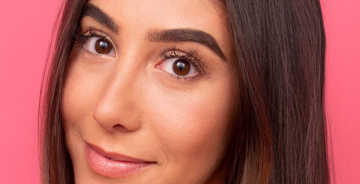 قلم Brow Contour Pro لترسمي بنفسك حواجب مثالية مع Benefit
