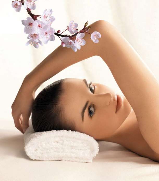 صور افضل كريمات تفتيح الجسم