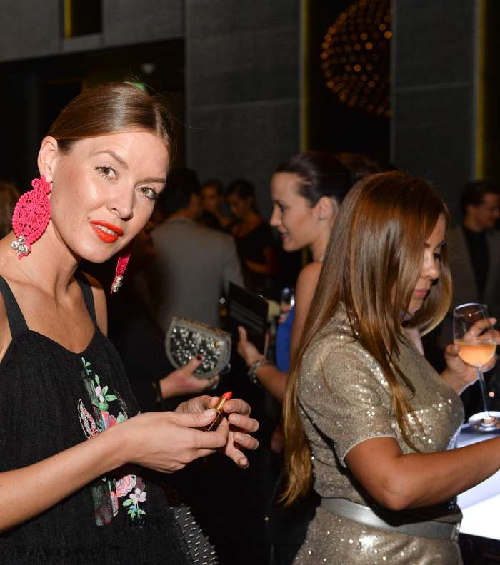 الفاشينيستا Natalia Shustova تختار ألوانها المفضلة من Tomford