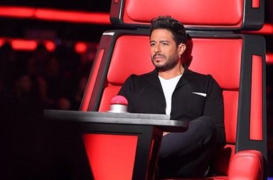 من هي زوجة محمد حماقي الحقيقية