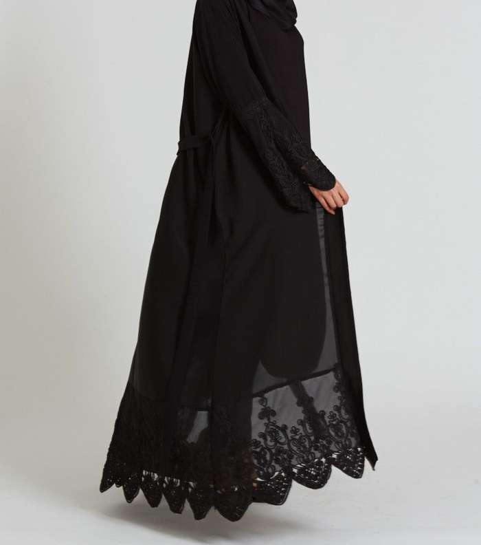 صور اروع موديلات عبايات ٢٠١٩