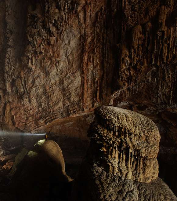 كهف Hang Son Doong في فيتنام
