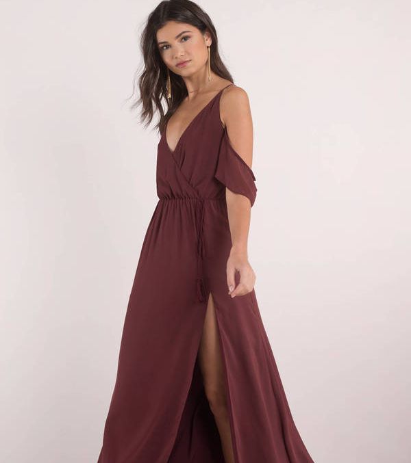 بالموديلات والصور فستان طويل