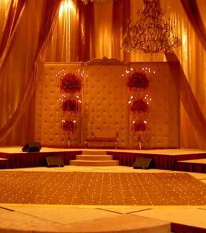 إليك صور كوش بلمسة ذهبية لتستوحي منها