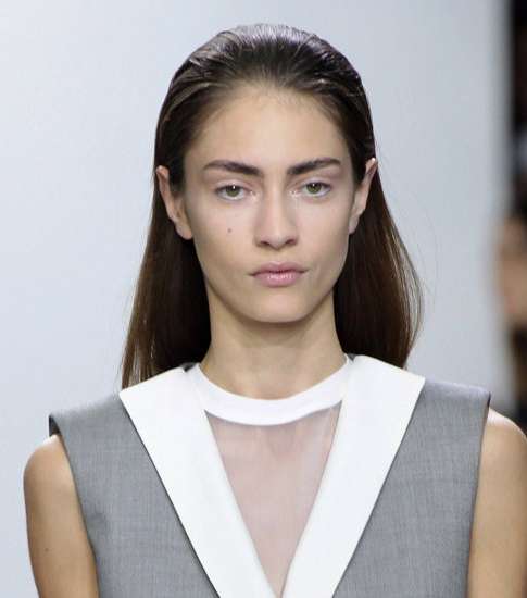 الشعر المبلّل