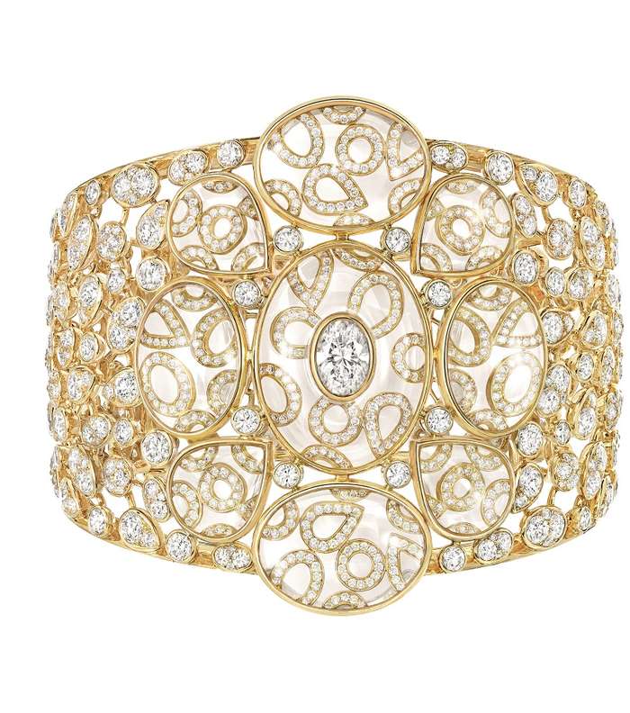 سوار مميز من توقيع CHANEL من مجموعة Les Talismans de CHANEL