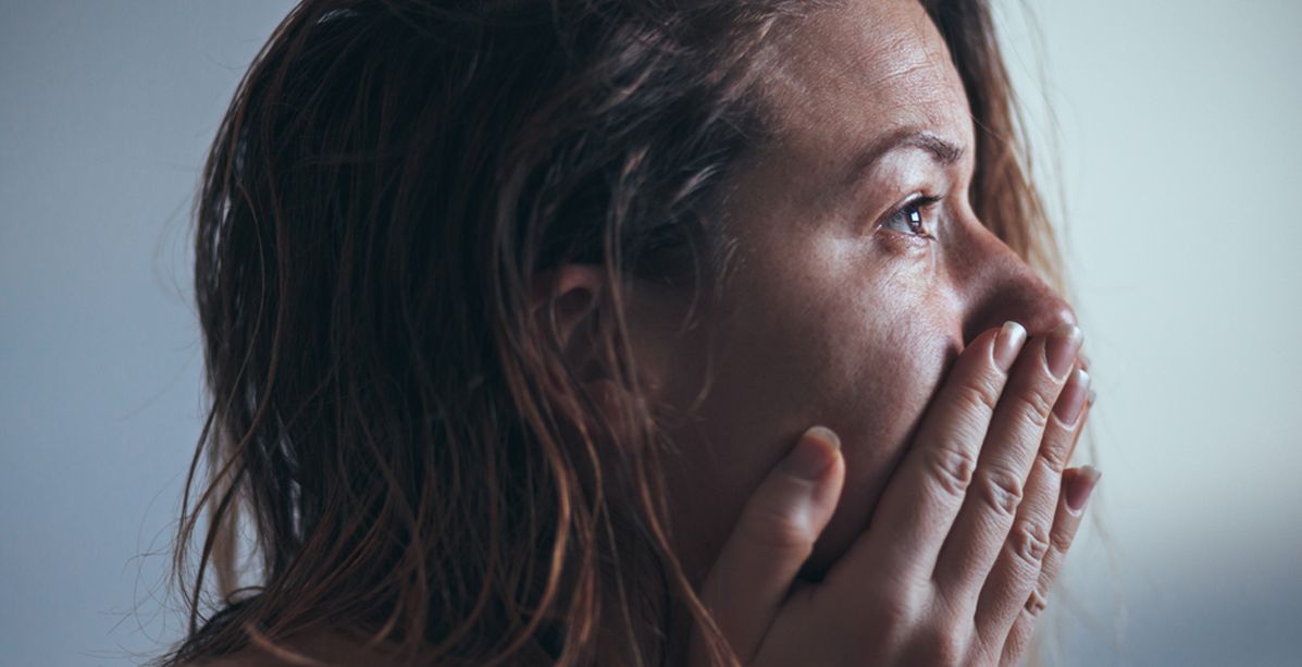 البكاء له فوائد صحية، إليك حقيقة الأمر!