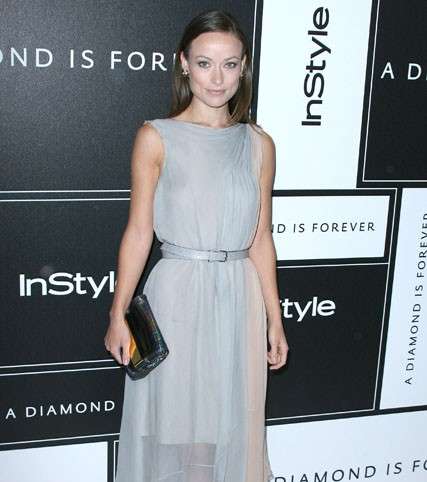 من موديلات فساتين أوليفيا وايلد، الفساتين الناعمة والمنسدلة