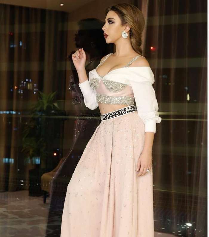 صور اروع فساتين ميريام فارس 2018