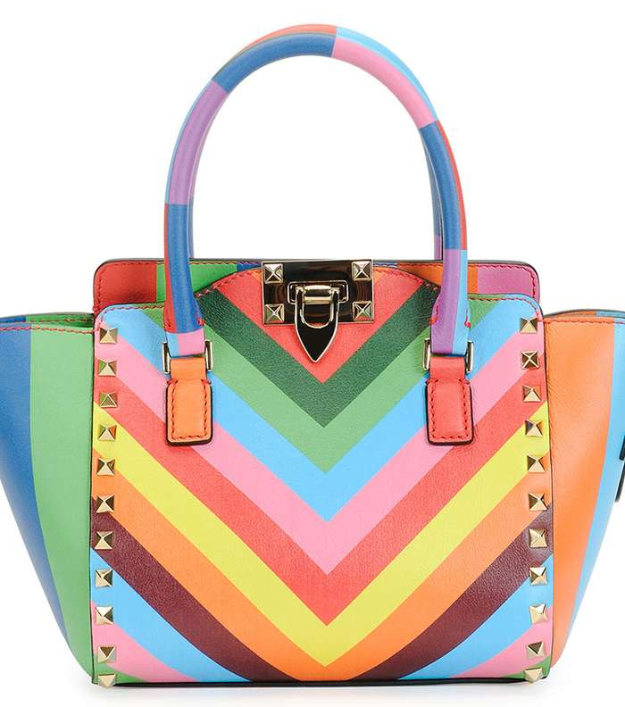 من مجموعة Resort 2015، إليك حقيبة فالينتينو Rockstud المميّزة