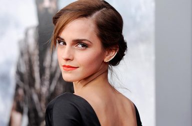 بالصور، إطلالات الممثلة إيما واتسون عبر السنين