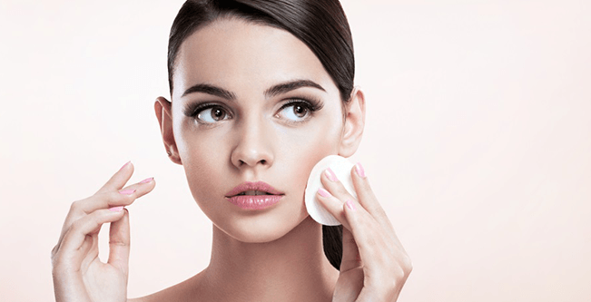 طرق سهلة لعمل مكياج وجه المراهقات