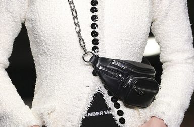 اكتشفي موضة الحقيبة المعدلة لشتاء 2019