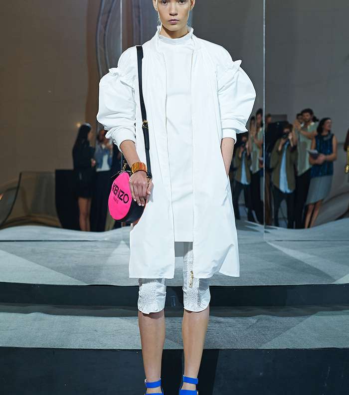 من مجموعة كينزو Resort 2015، إليك هذه الأزياء
