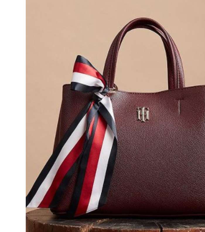 ماركة تومي للشنط