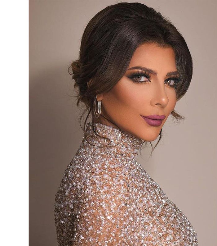 تسريحات شعر مرفوعة ناعمة