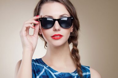 اختيار النظارات حسب شكل الوجه | كيف تختارين موديلات النظارات الشمسيّة