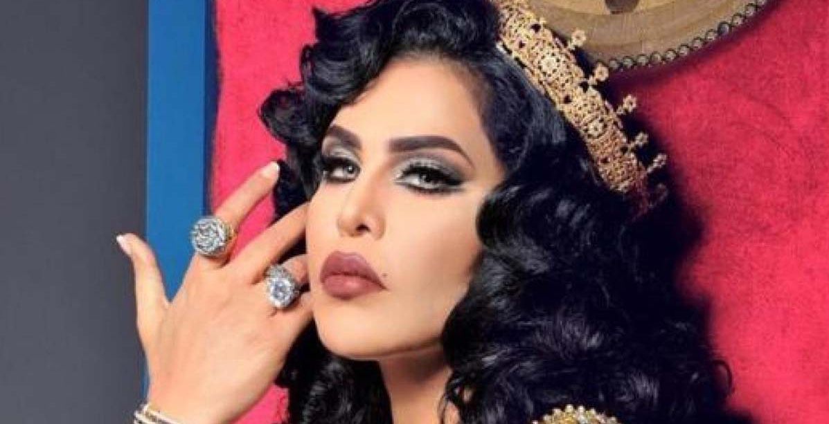 هؤلاء النجوم الذين تحبينهم رائحتهم كريهة